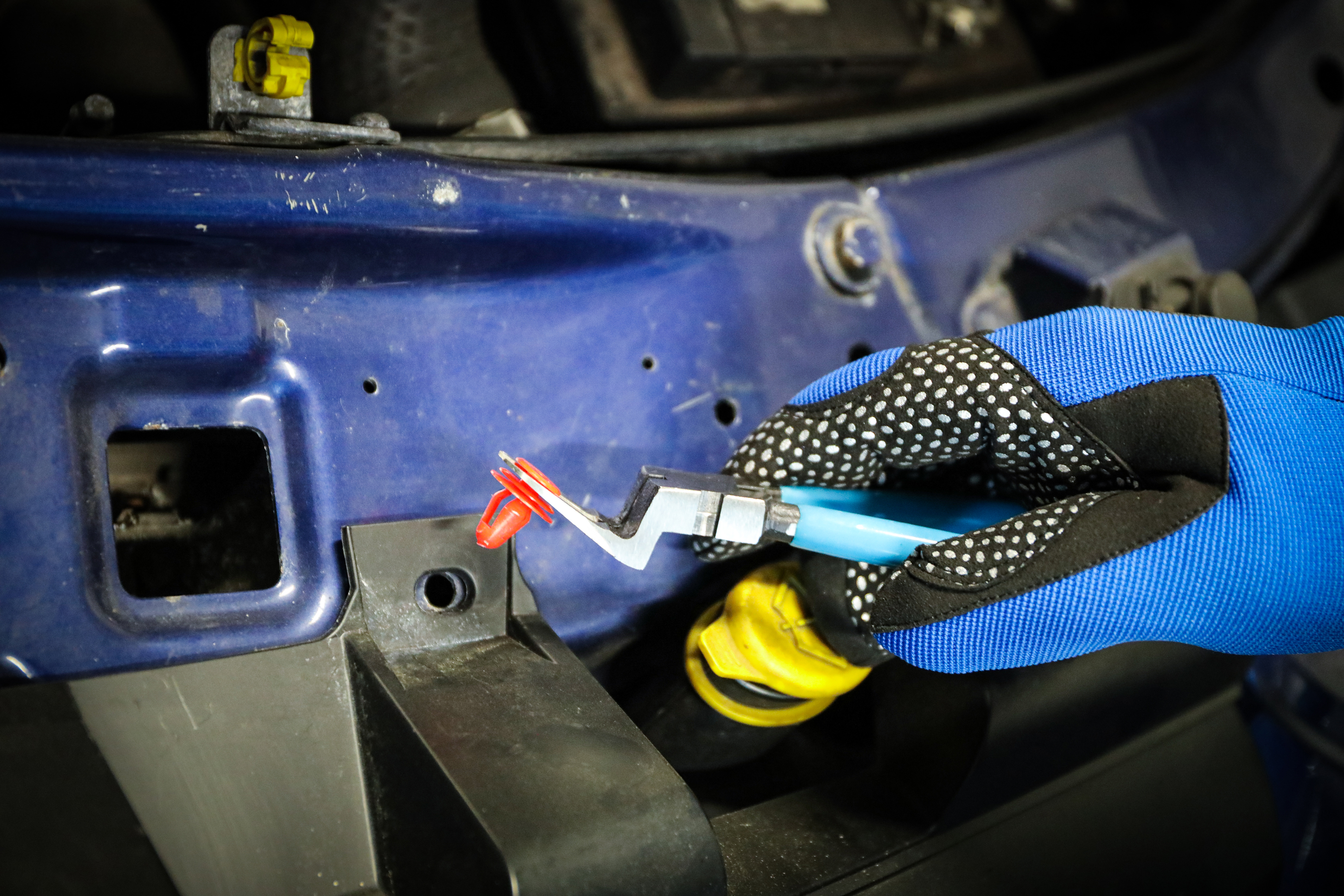 BGS Verkleidungsclip-Zange | 175 mm