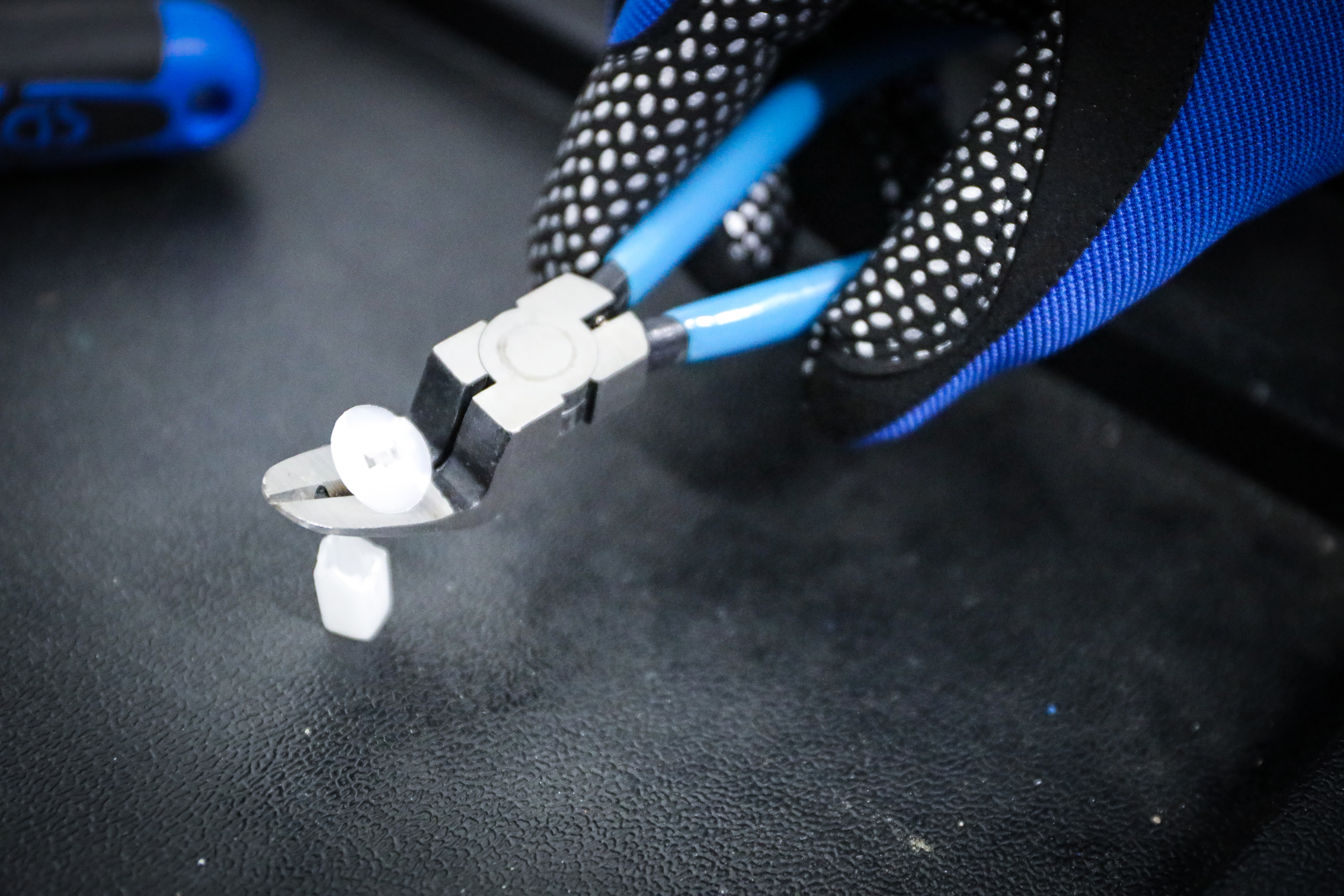 BGS Verkleidungsclip-Zange | 175 mm