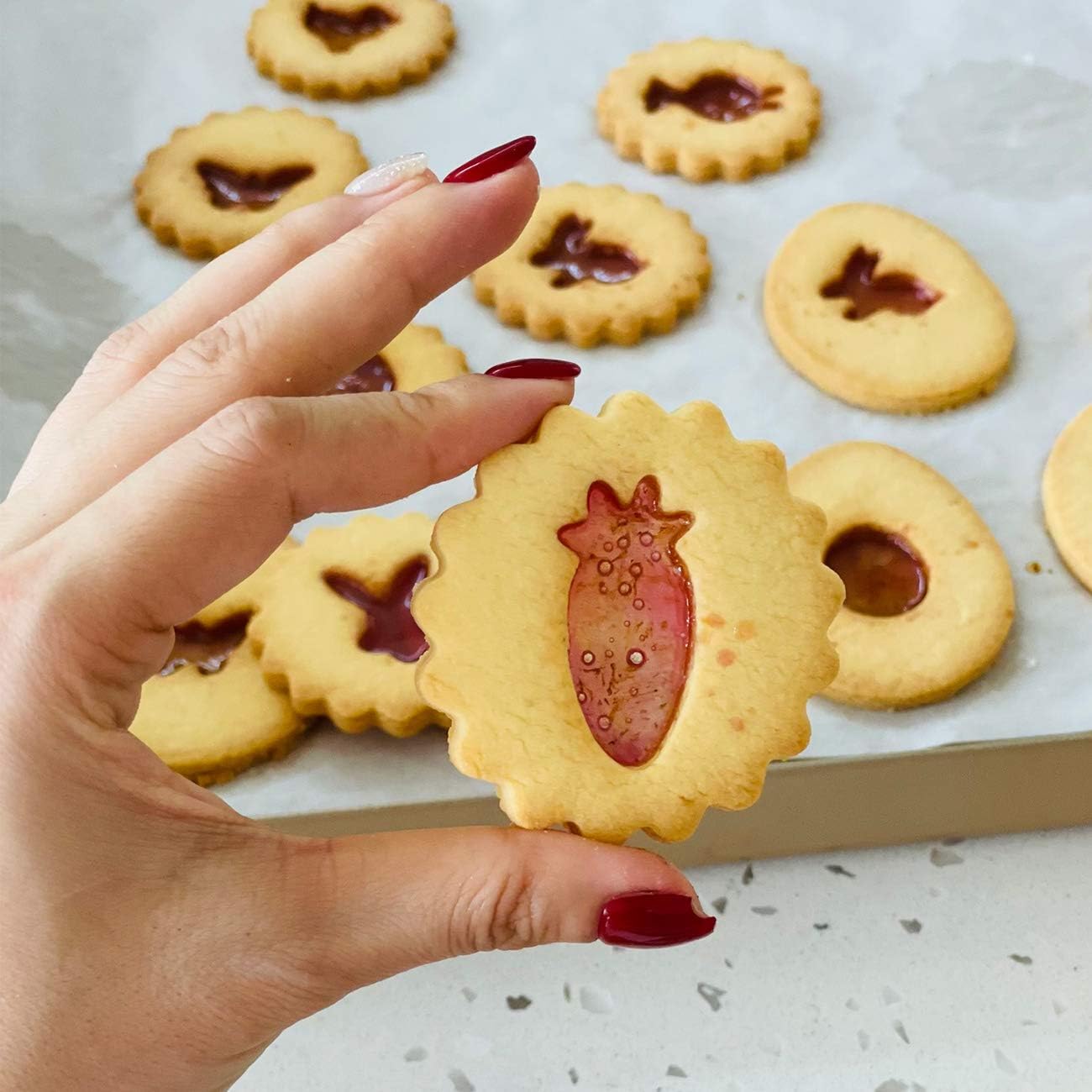 ANYUNKEY Oster Linzer Ausstecher Set, 8 Stück Osterhasen Keksausstecher Plätzchenform, Hasen Ausstechform Plätzchen, Plätzchenformen Küken, Cookie Cut