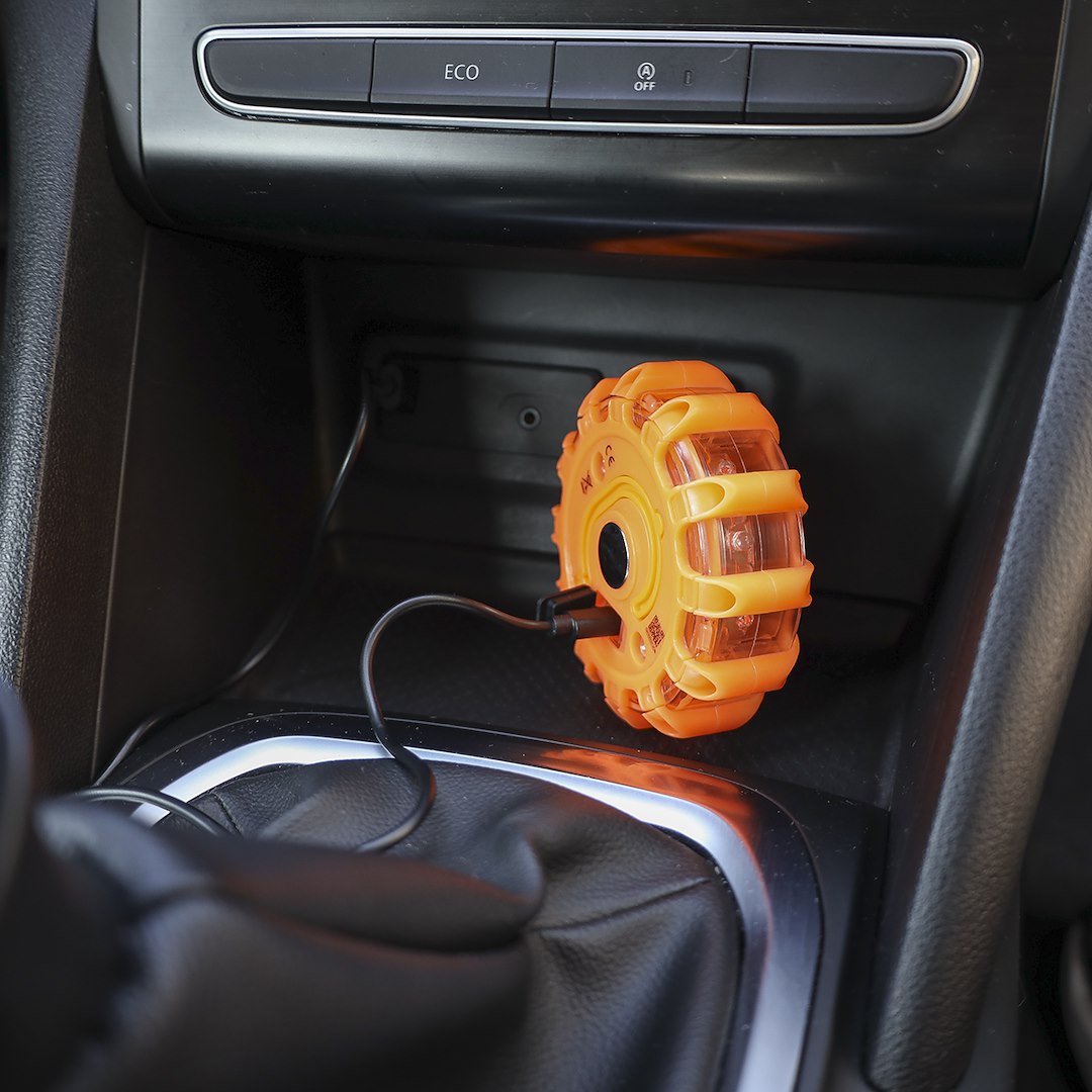 Carmotion Akku LED Warnlampe Warnleuchte 3+12 LED + Kabel USB-C