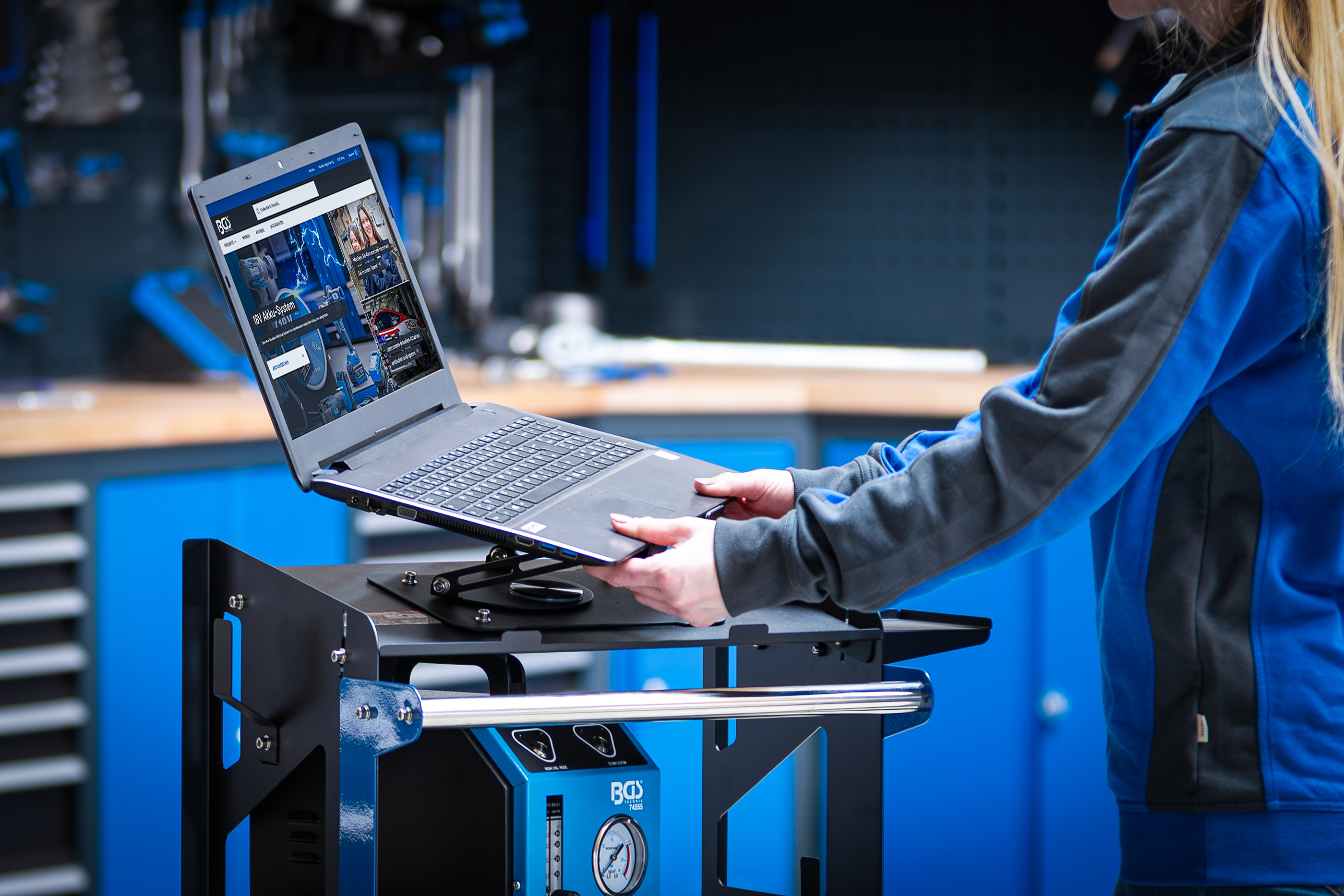 BGS Diagnosetisch | fahrbar