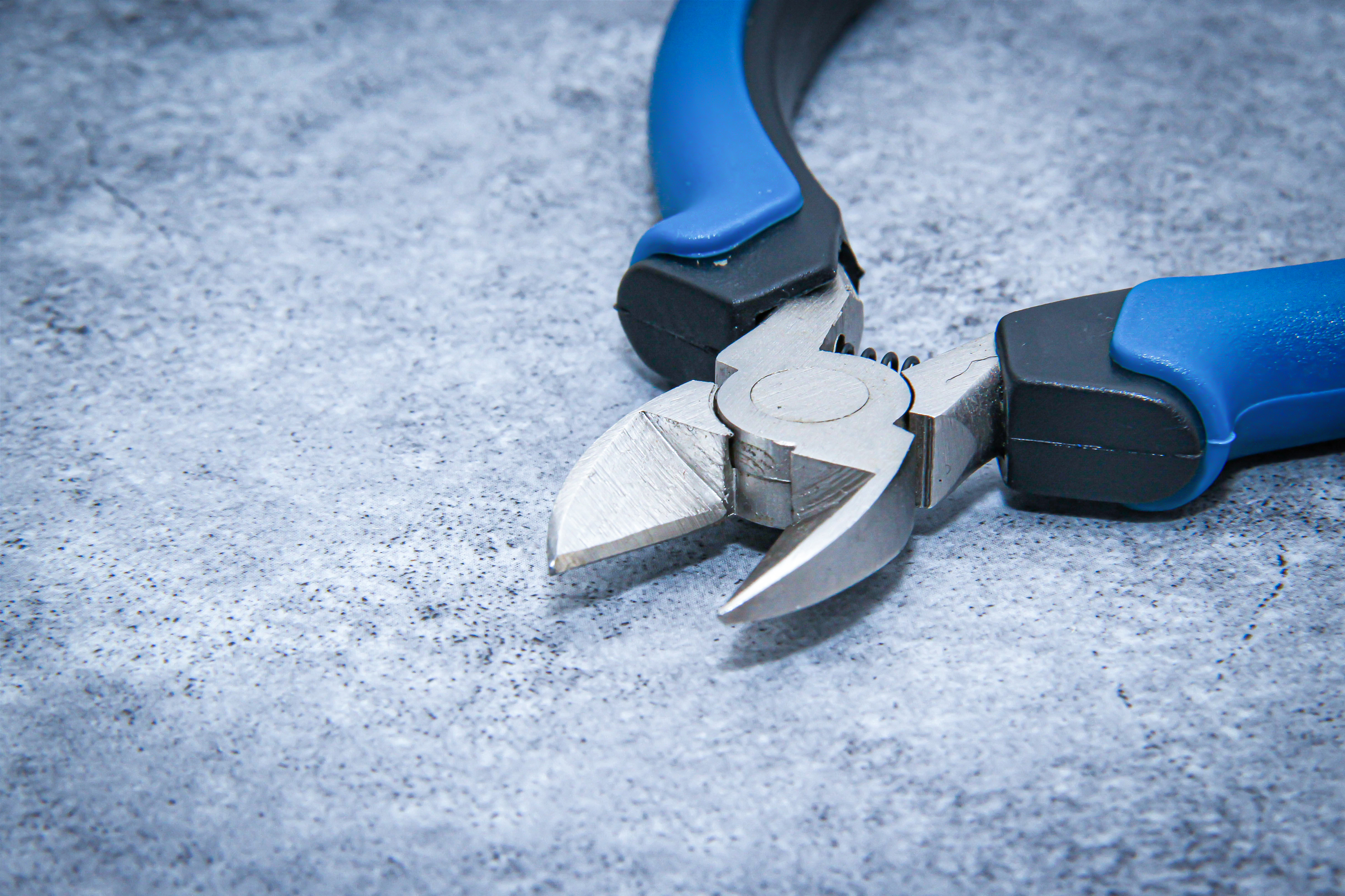 BGS Elektronik-Seitenschneider | mit Feder | 115 mm